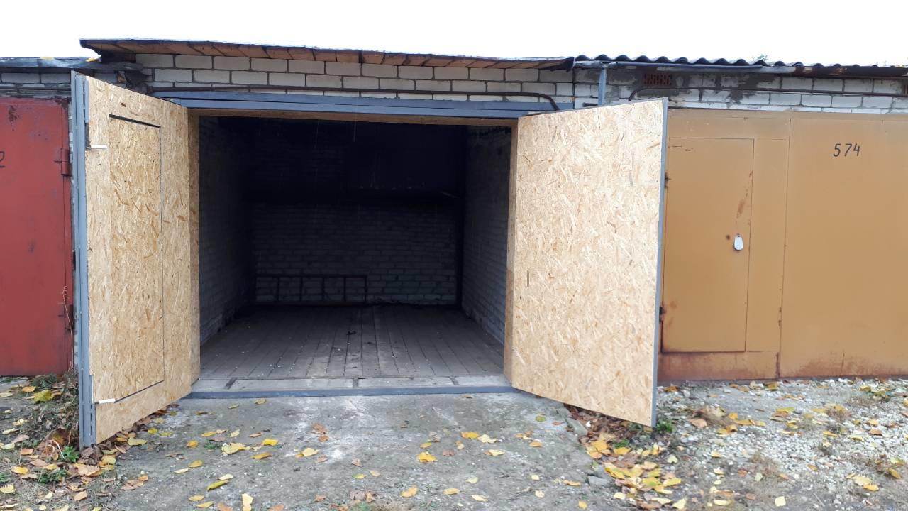 Распашные ворота для гаража ГВ-017